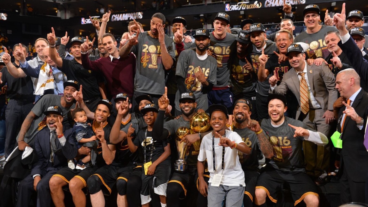 从澳大利亚出生到NBA冠军：欧文完全职业生涯指南